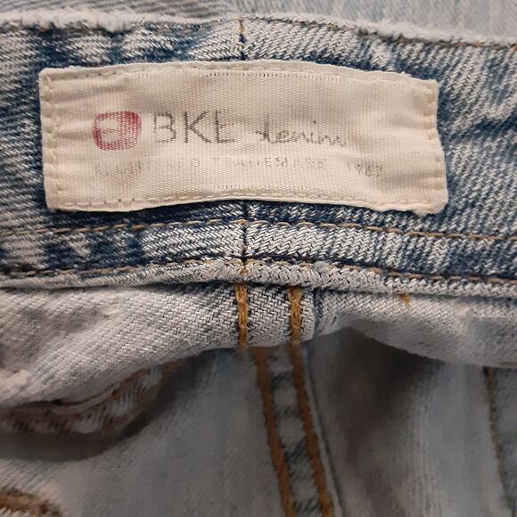 BKE Buckle Denim Jeans Harbor Capri Regular Size 30 Distressed Blue - Picture 5 of 14